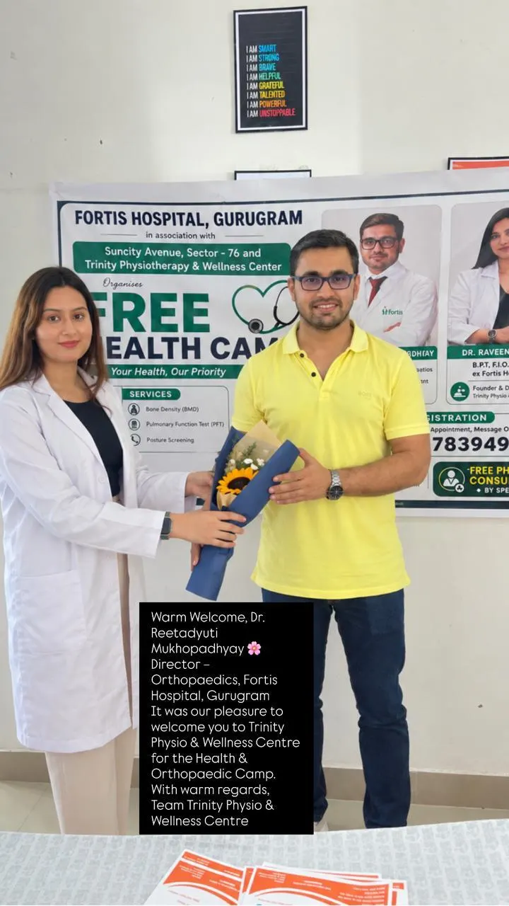 Welcoming a Fortis Hospital orthopaedic director to the health camp