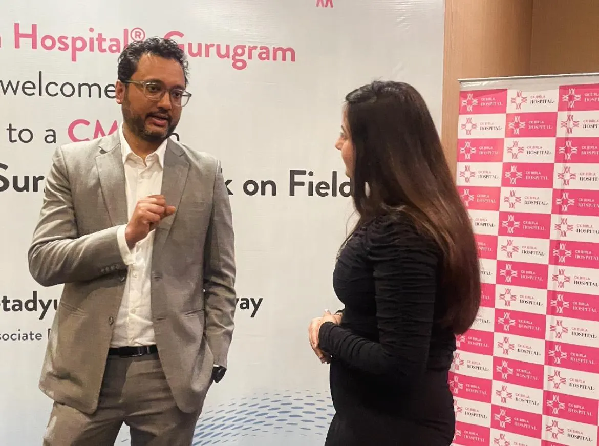 Dr. Raveena Yadav at a Fortis Hospital Gurugram medical event